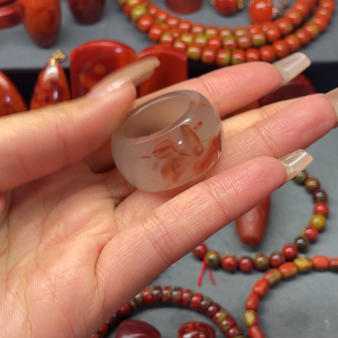 南红玛瑙未镶嵌配饰