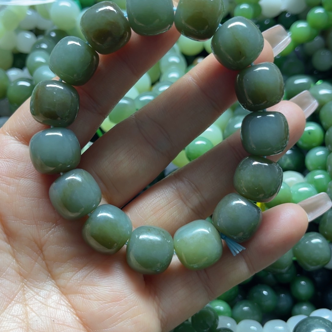 和田玉手链未镶嵌