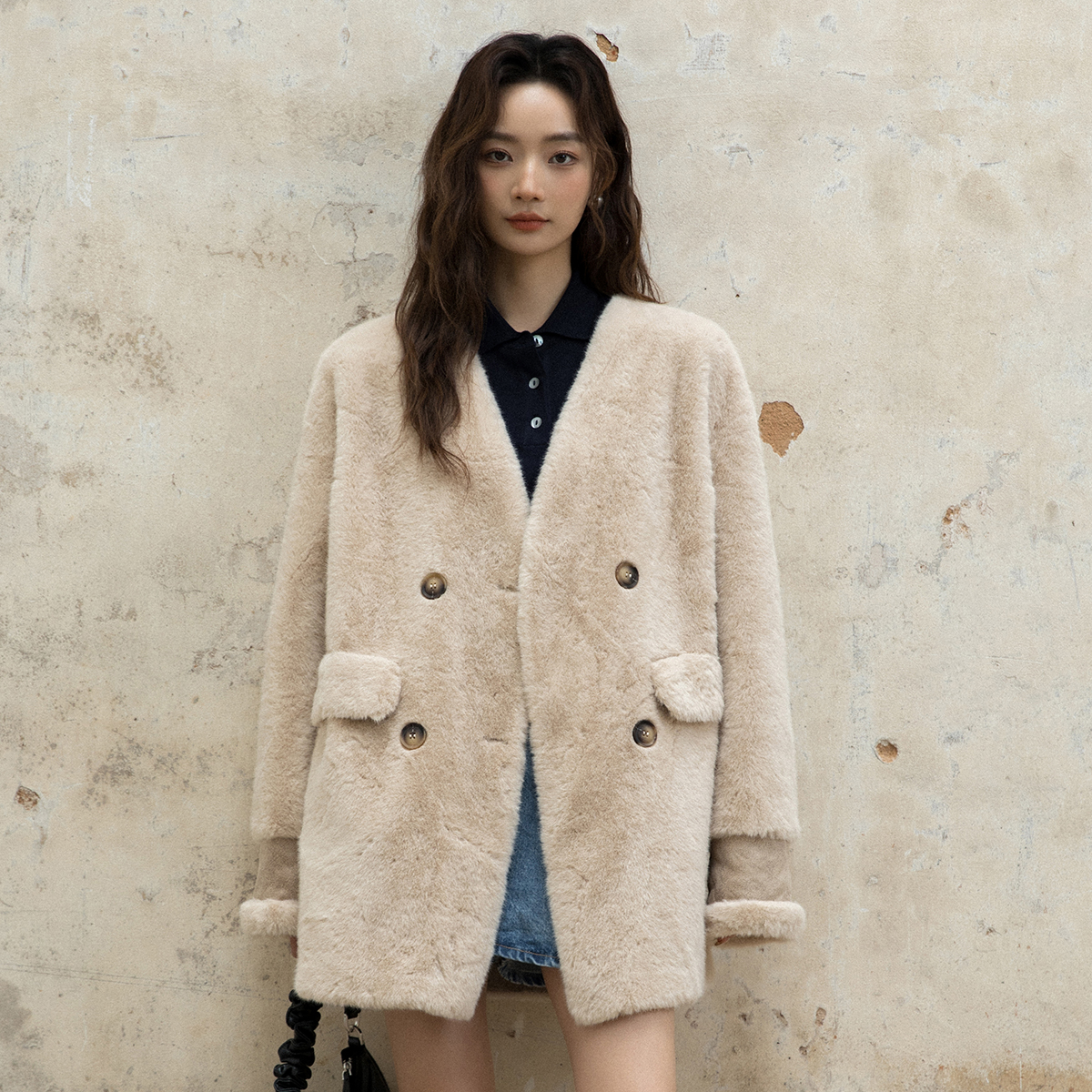 复古貂丨丝滑时尚V领仿整貂年轻款环保水貂绒外套冬季短外套6124