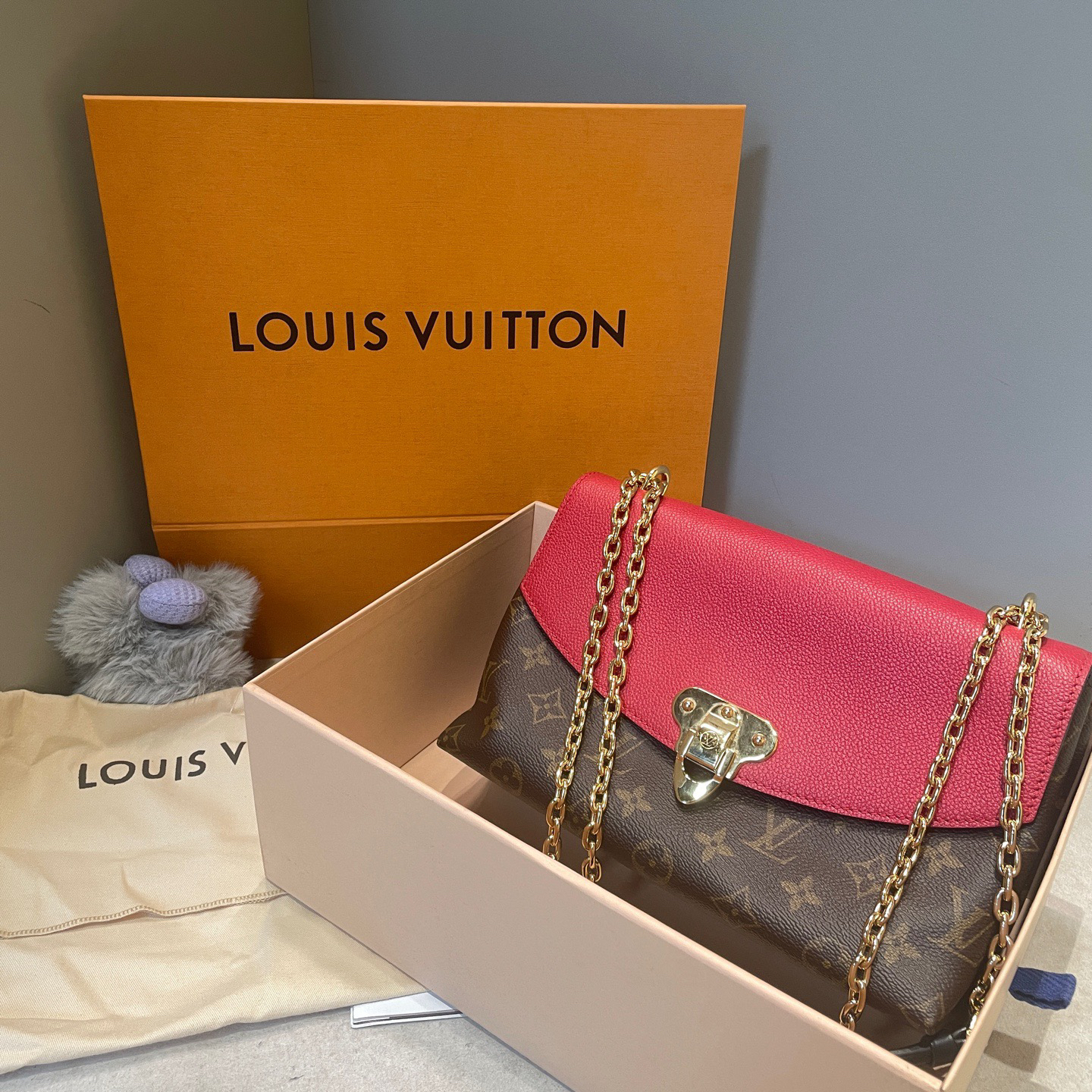 95新 LouisVuitton/路易威登 SaintPlacide 金扣红拼老花25*16.5