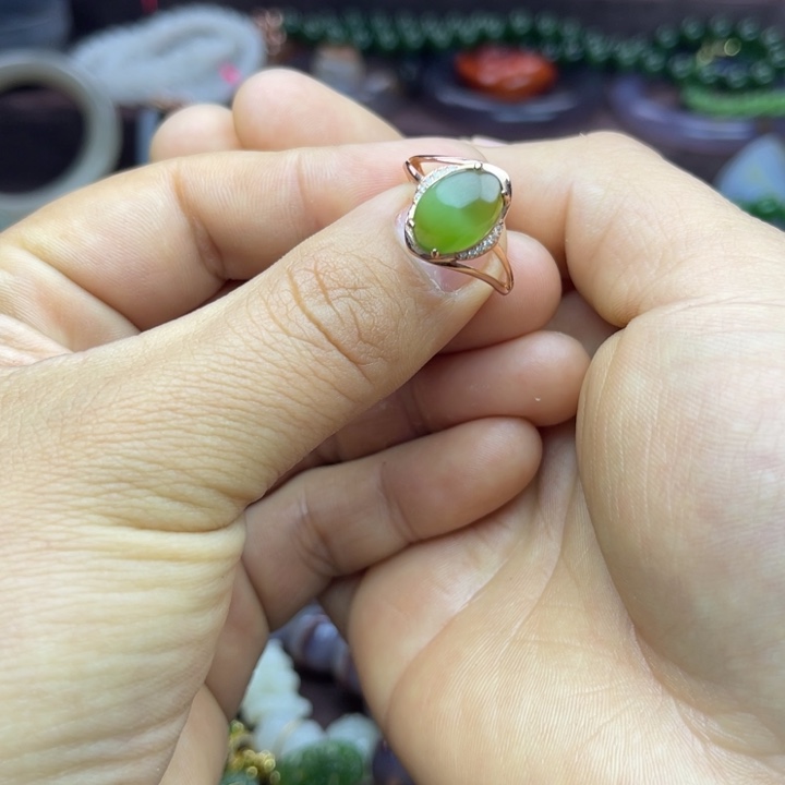 和田玉戒指银S925镀金镶嵌