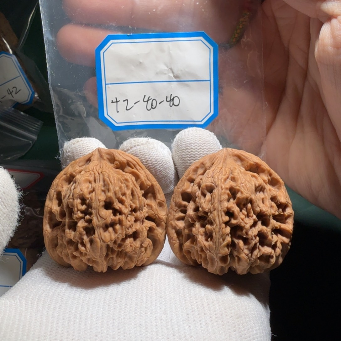 吊坠文玩核桃南疆万子32