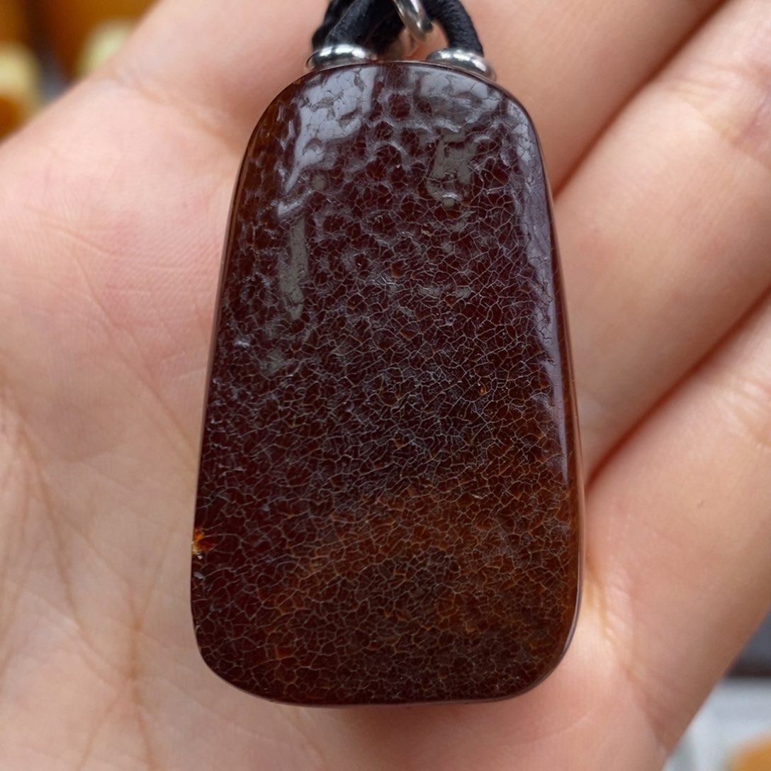 琥珀吊坠(赠链)未镶嵌