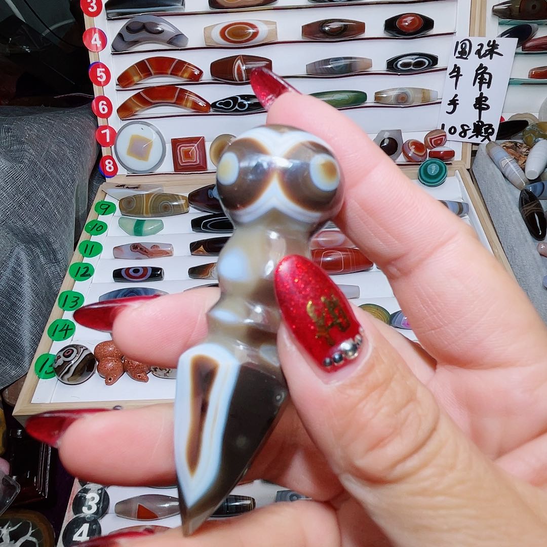 玛瑙/玉髓颈饰未镶嵌