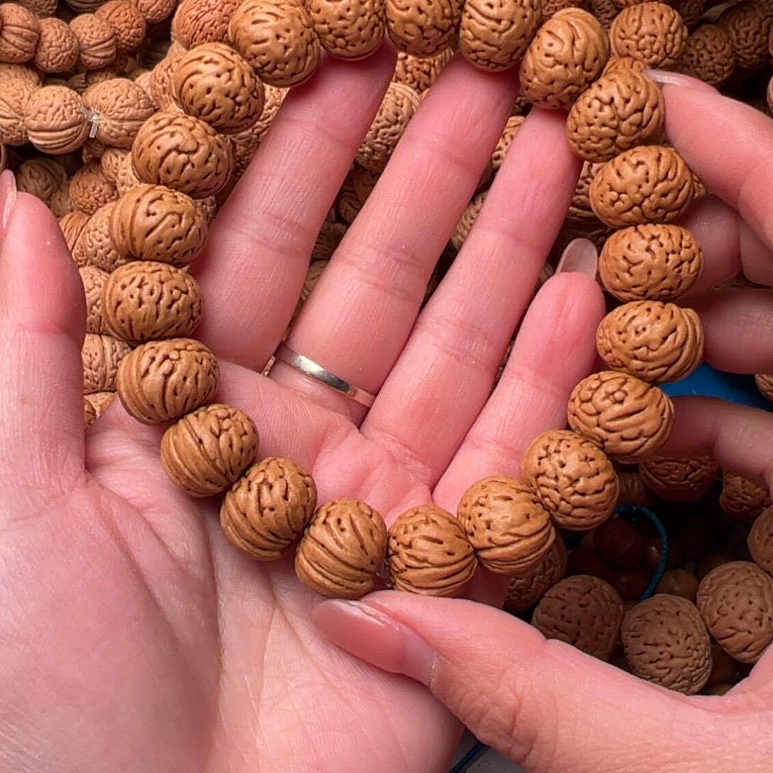 16尺寸树王纽扣桃核