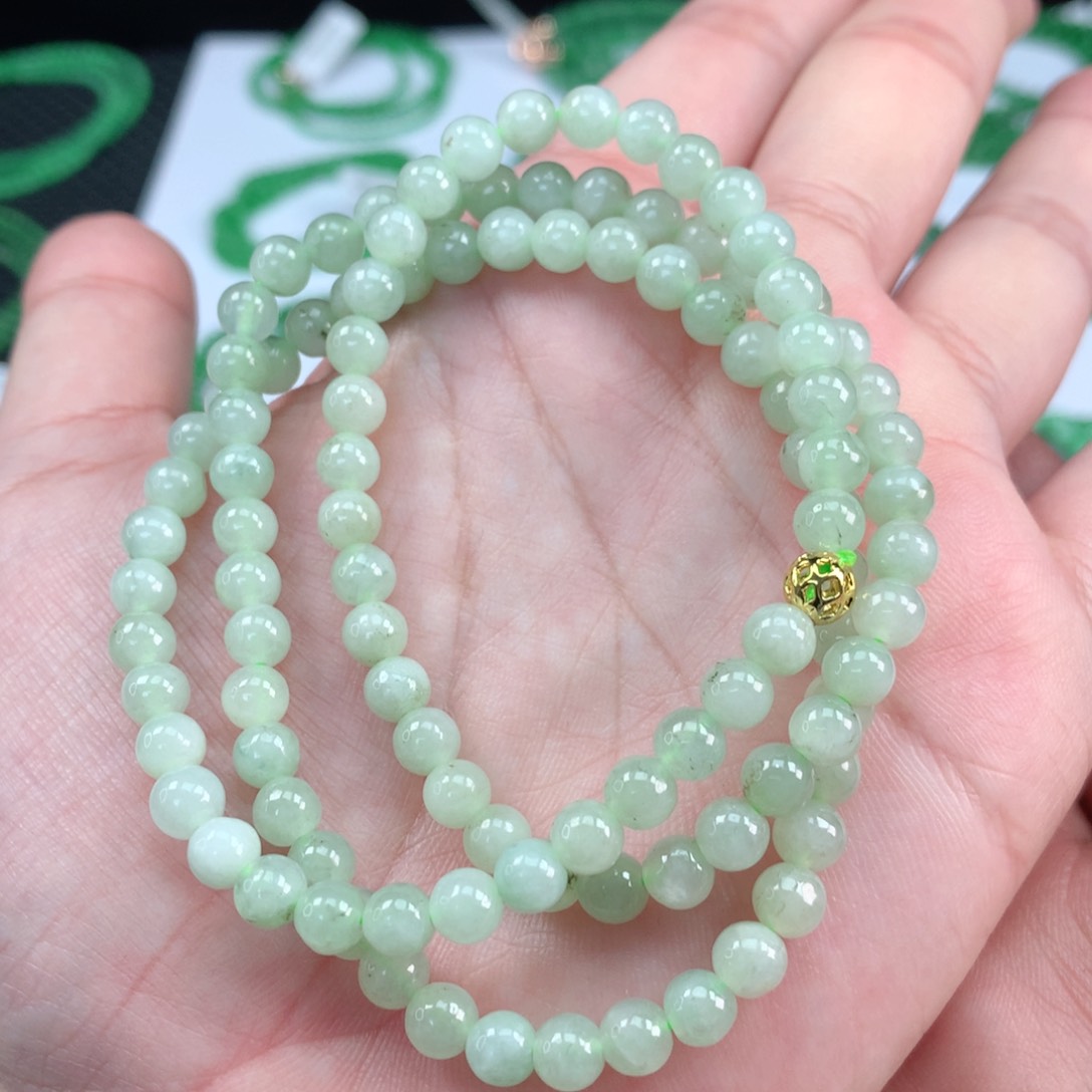 翡翠手链未镶嵌翡翠