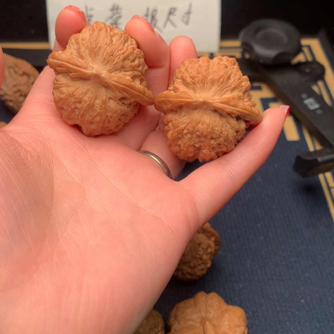 文玩核桃把件✖****✔血麒麟