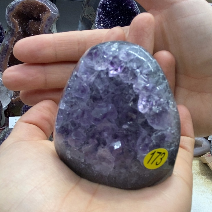 紫晶大型摆件（非配饰）未镶嵌