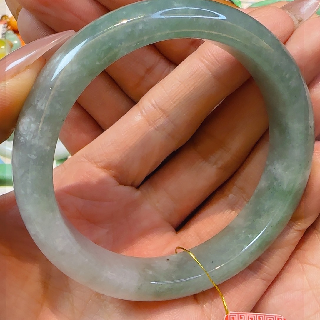 翡翠手镯未镶嵌翡翠460