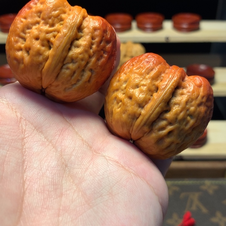 向***鹰把件文玩核桃43炸二