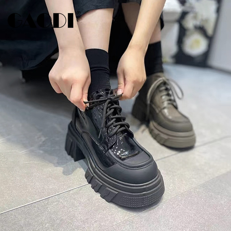 2024年秋冬新款高蒂漆皮时尚街头潮流系带马丁靴四寸靴35268-805