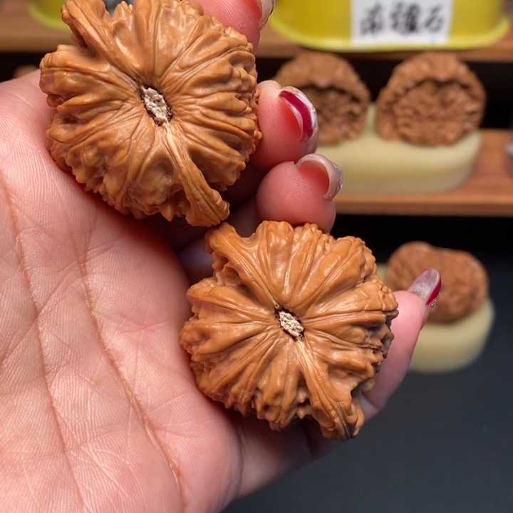 吊坠文玩核桃44全品白狮子