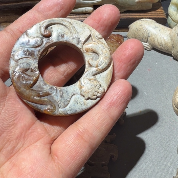 桂***和田玉未镶嵌车挂