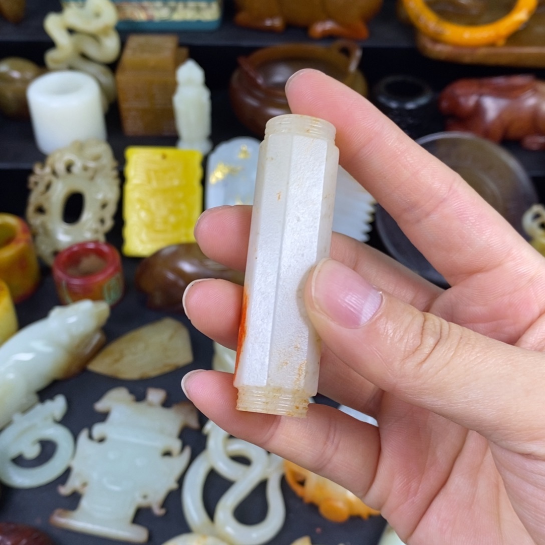 精***州和田玉未镶嵌颈饰