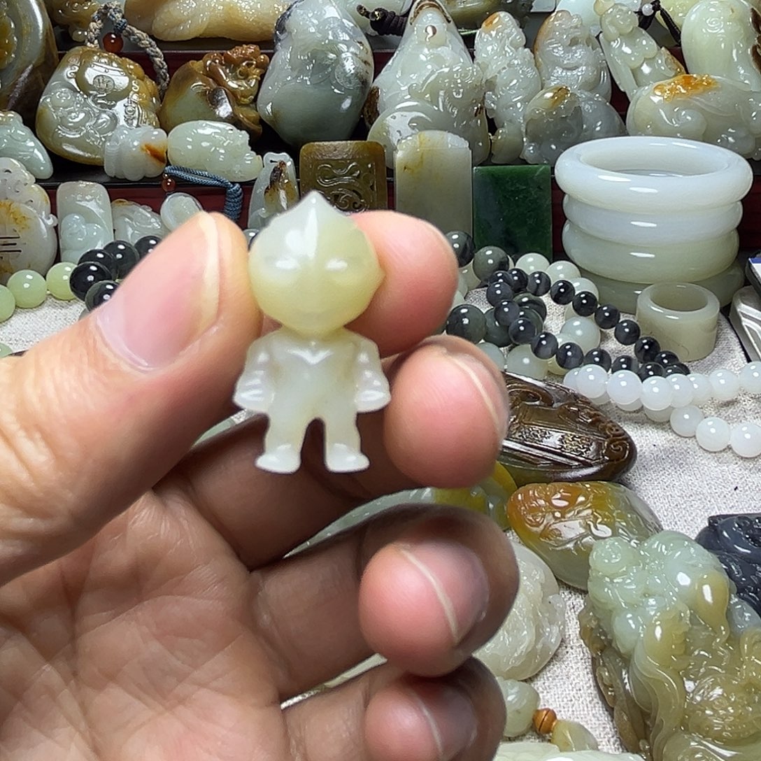 和田玉未镶嵌挂件