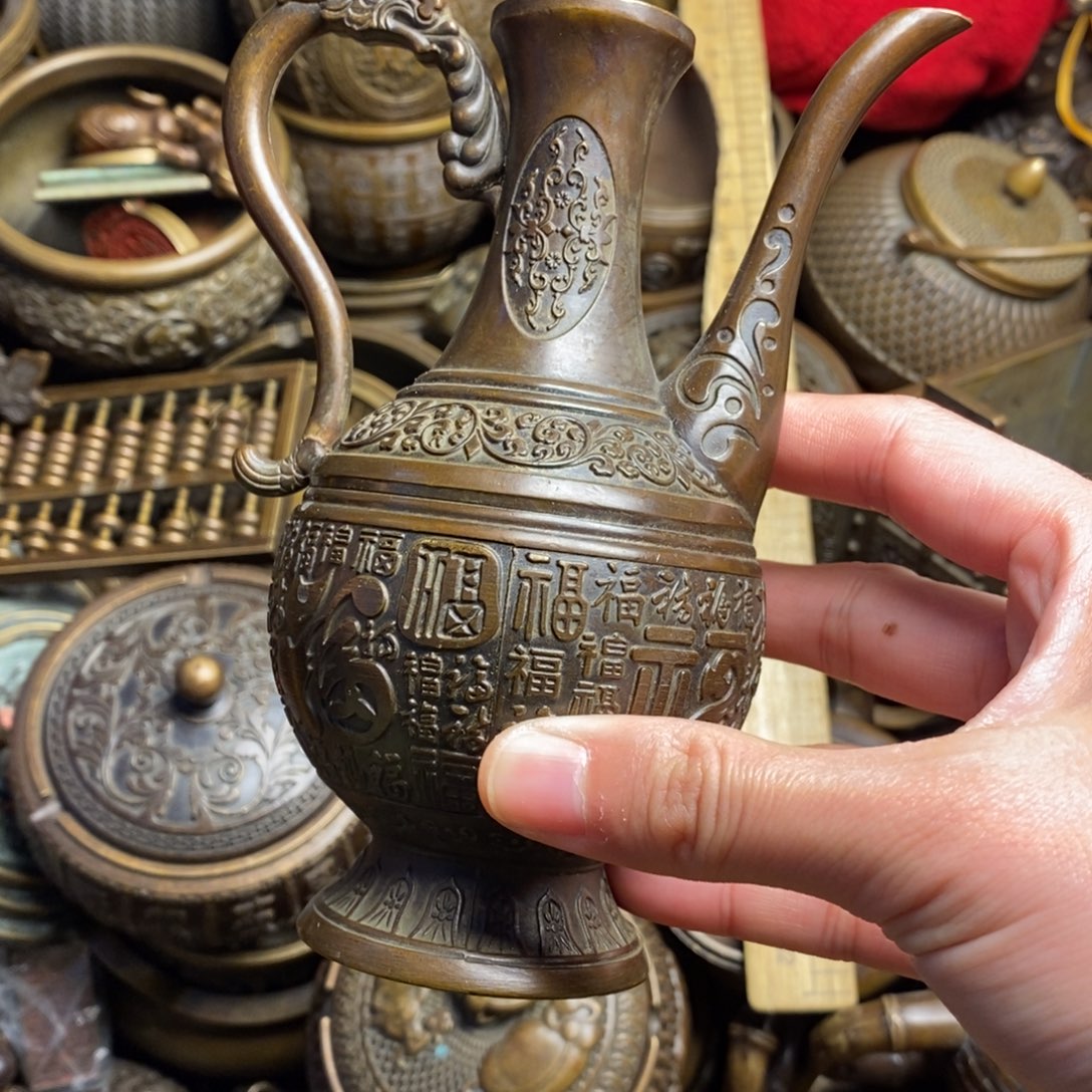 精美铜器做工精良