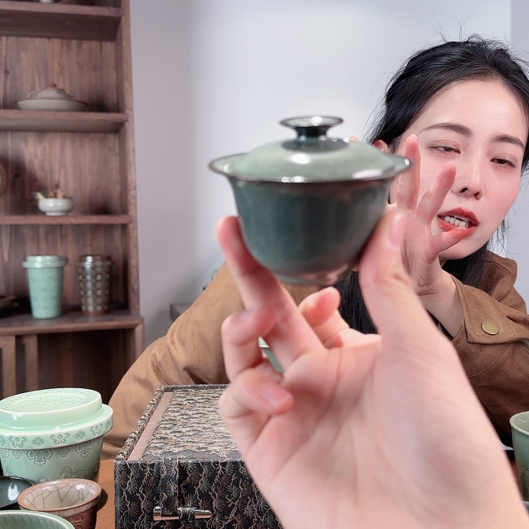 摆件瓷铁胎小盖碗墨青