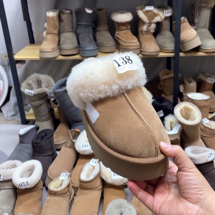 40码一双星拖鞋！