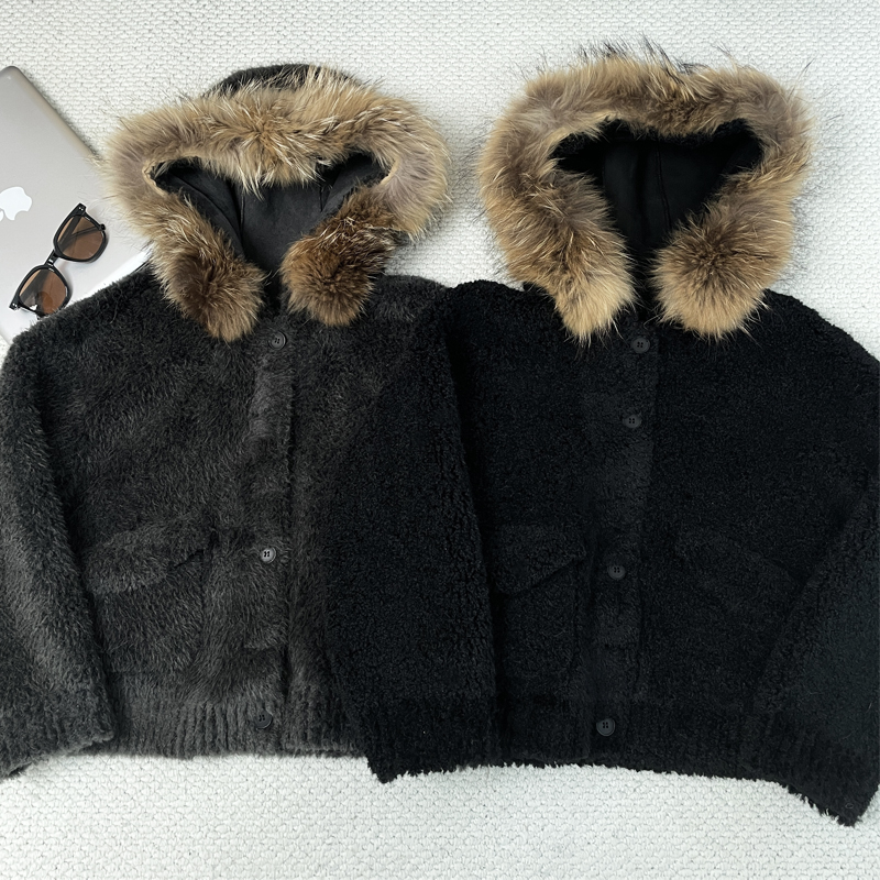 椿屿凡丨“伯爵夫人” 秋冬 重工 洋气 毛毛短外套配毛领