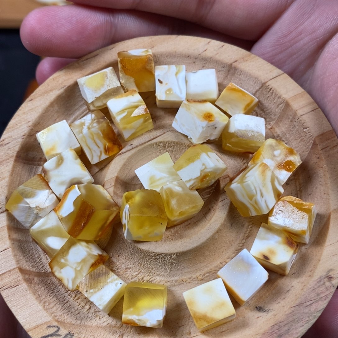 定制琥珀未镶嵌琥珀蜜蜡8✖️7老型定制