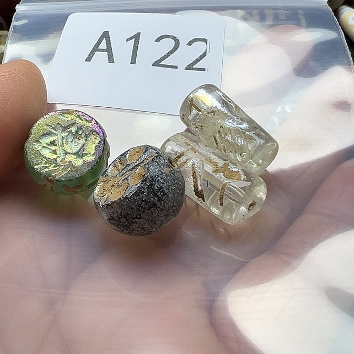 心***蕴玛瑙/玉髓未镶嵌手链