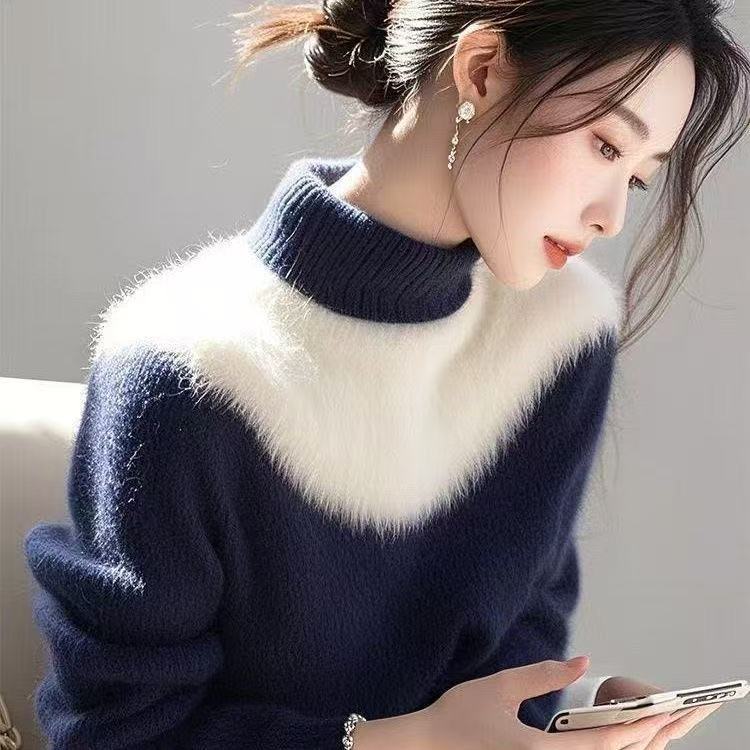 蓝白仿貂绒毛衣女新款2025冬季半高领上衣长袖针织衫套头打底内搭