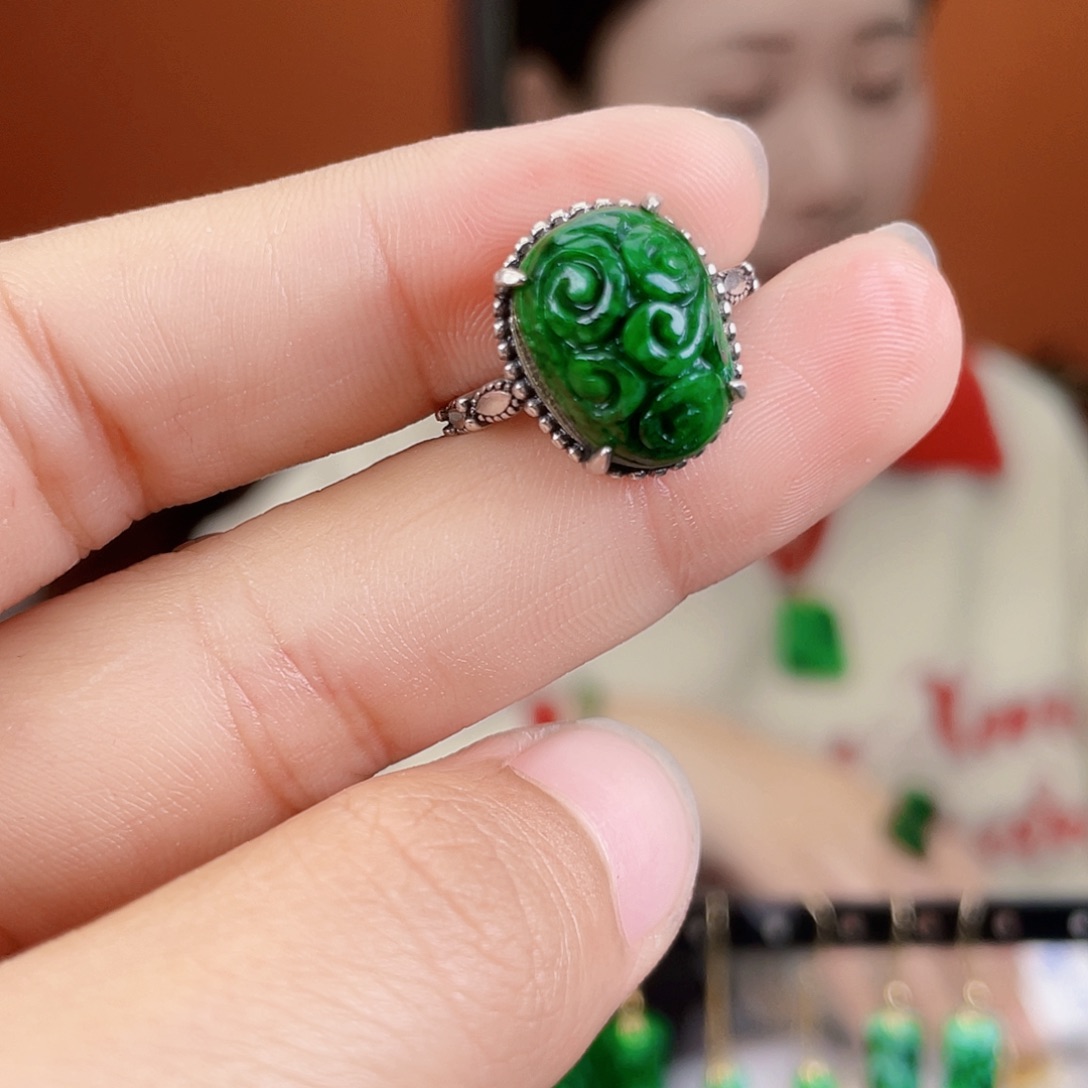 翡翠银S925镶嵌耳饰