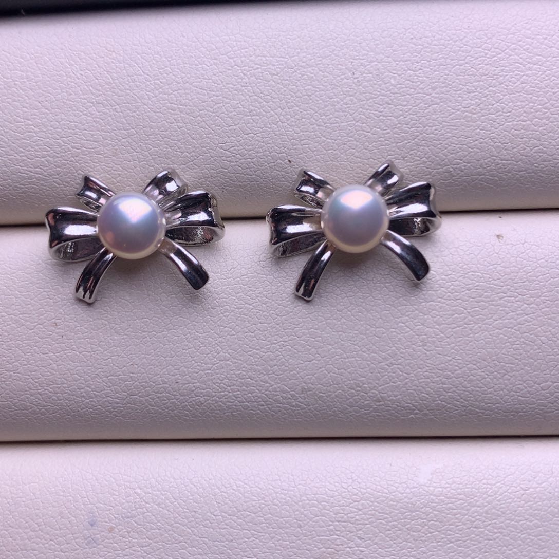 未镶嵌耳饰淡水珍珠