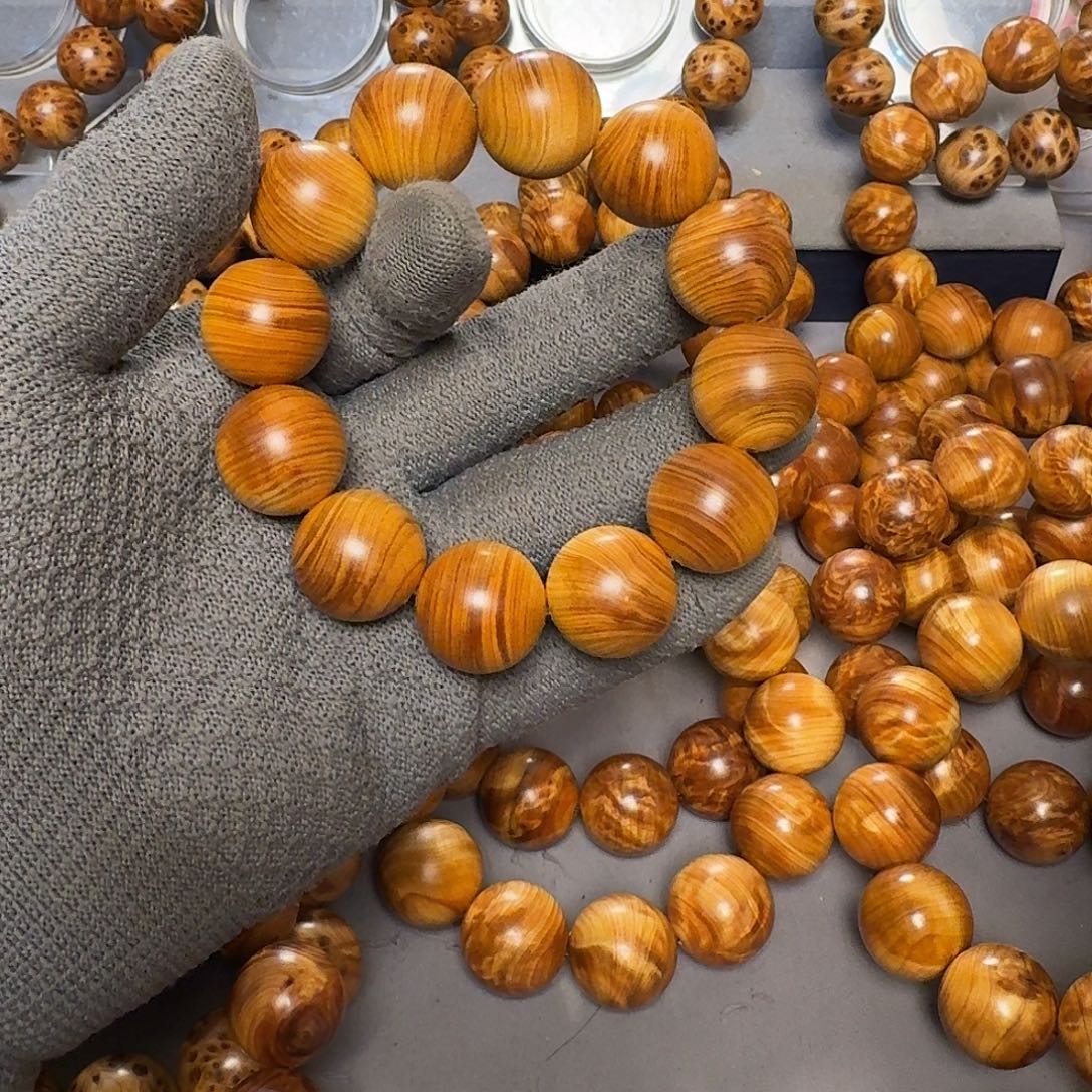 敬***母柏木（崖柏）太行崖柏香料2.0手串