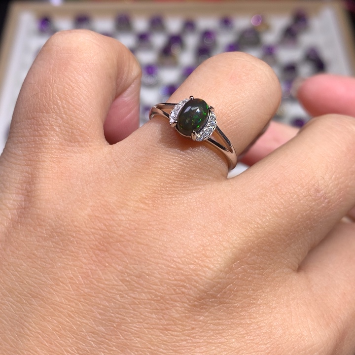 【闪购商品】水晶戒指银S925镶嵌戒指