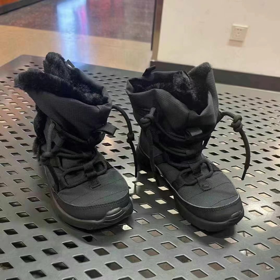 正品耐克Nike儿童宝宝冬季保暖防水加绒短靴雪地靴棉鞋807759-001