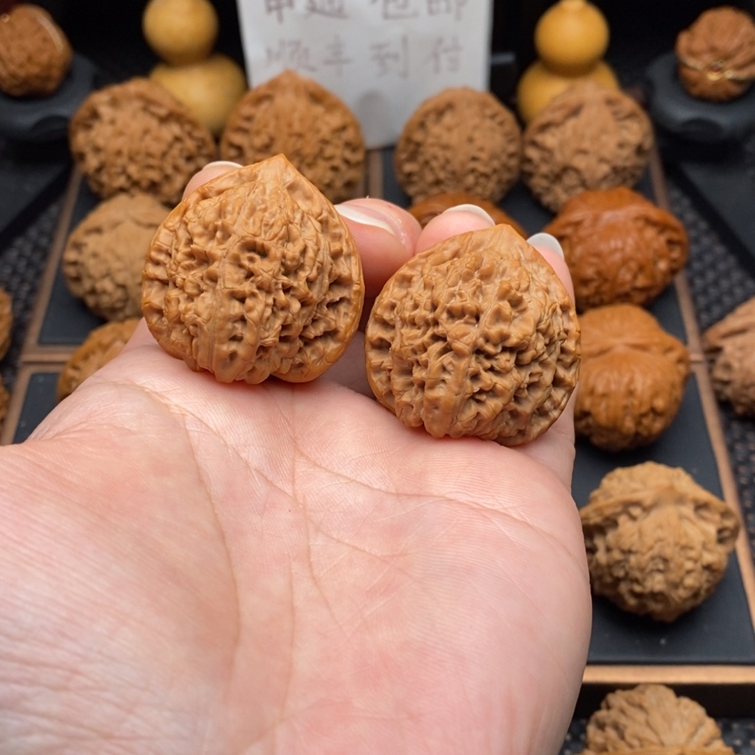 把件文玩核桃36尺野生小官帽手捻