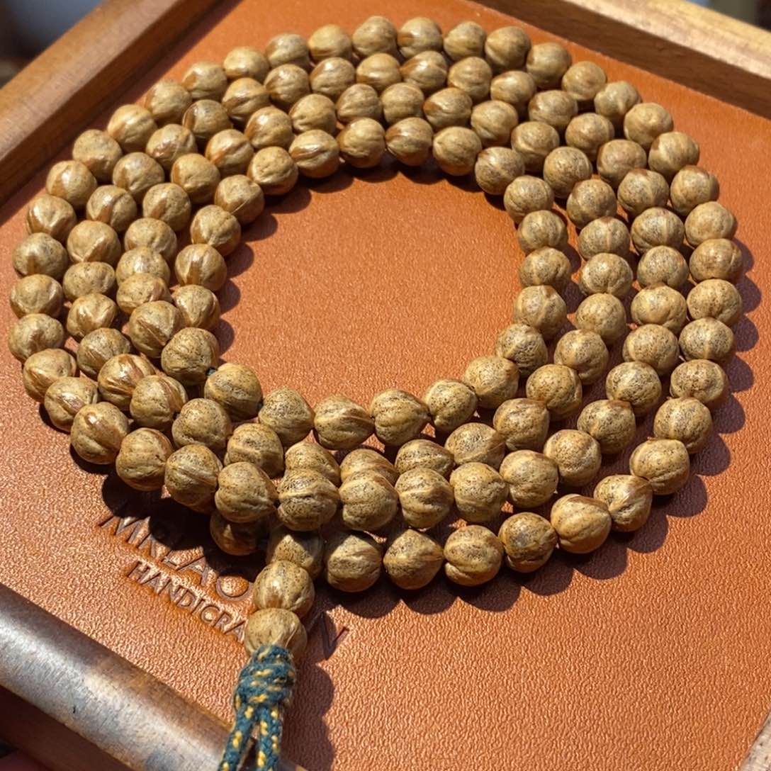 晓***彩柏香籽/百香籽吊坠