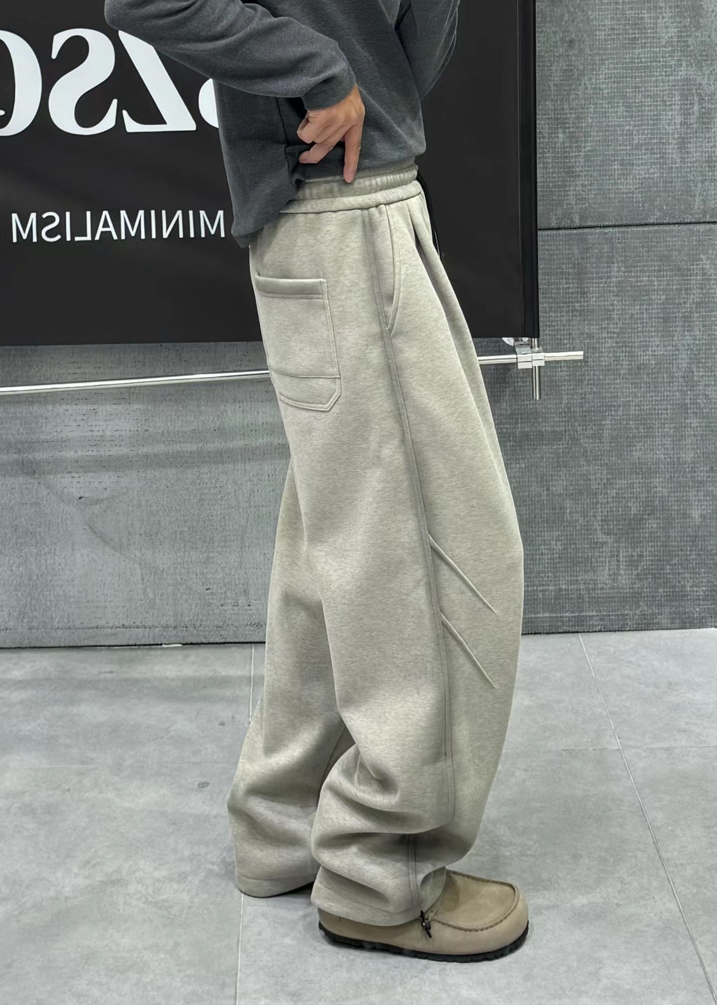 秋季直筒长裤潮流风常规款卫裤高街纯色潮流阔腿抽绳7170