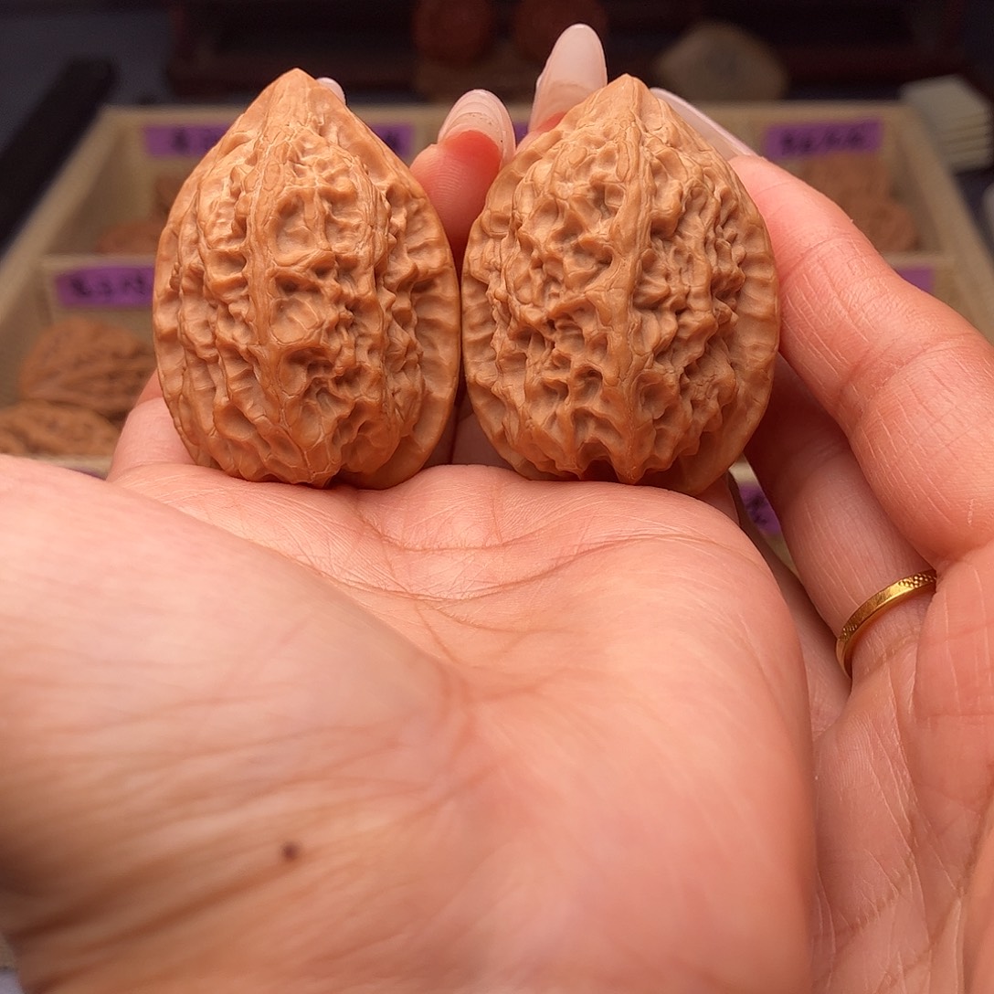 文玩核桃把件沈阳鸡心33