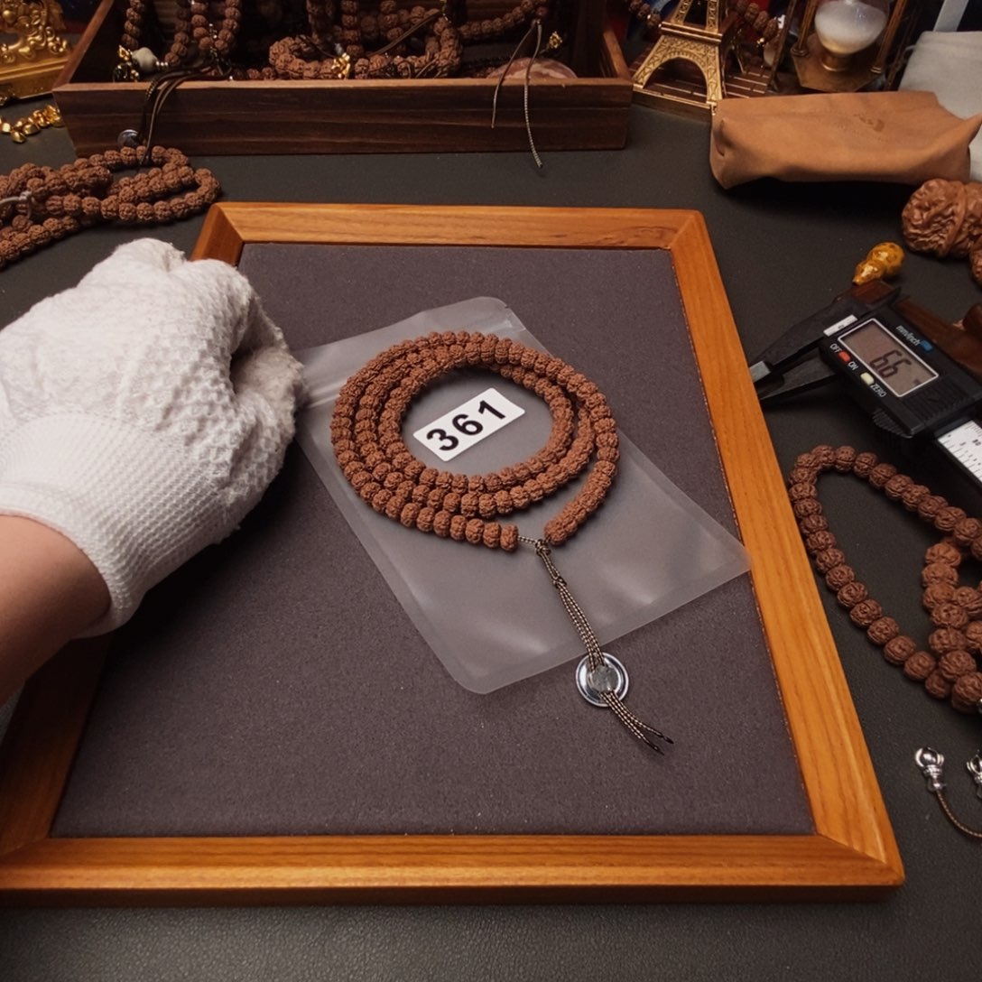 吊坠金刚菩提啦*啦哦哦哦哦哦哦哦哦哦哦哦哦哦哦