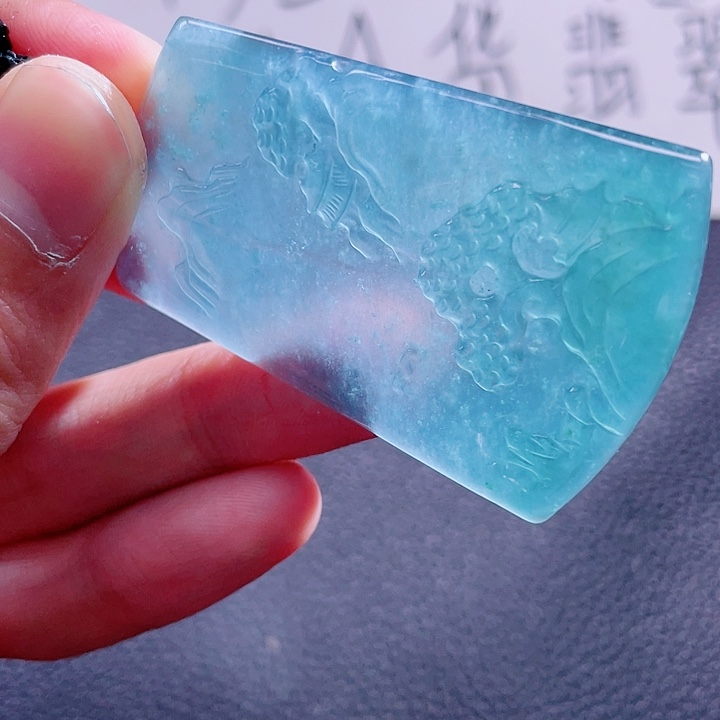 翡翠颈饰未镶嵌999999999