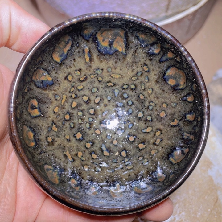 果*陶瓷马克杯的味道……这里也