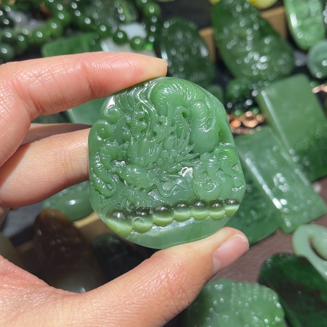 和田玉挂件未镶嵌