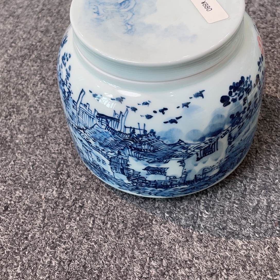 圆圆圆的圆脸和精致的圆脸是