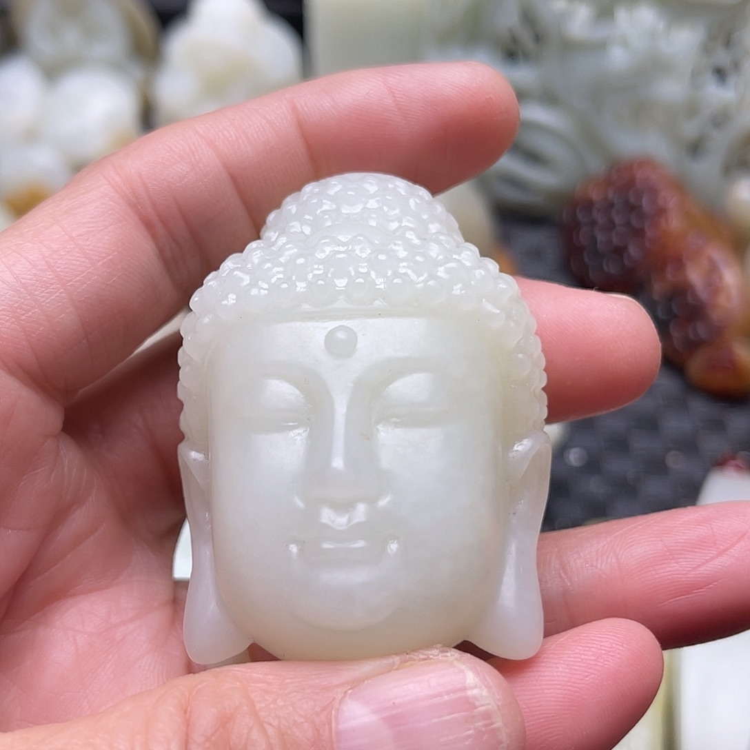 和田玉（糖玉）未镶嵌挂件