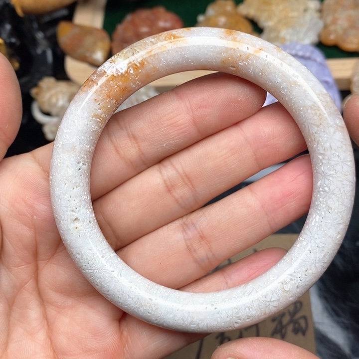 硅化珊瑚（珊瑚玉）手镯未镶嵌57,7