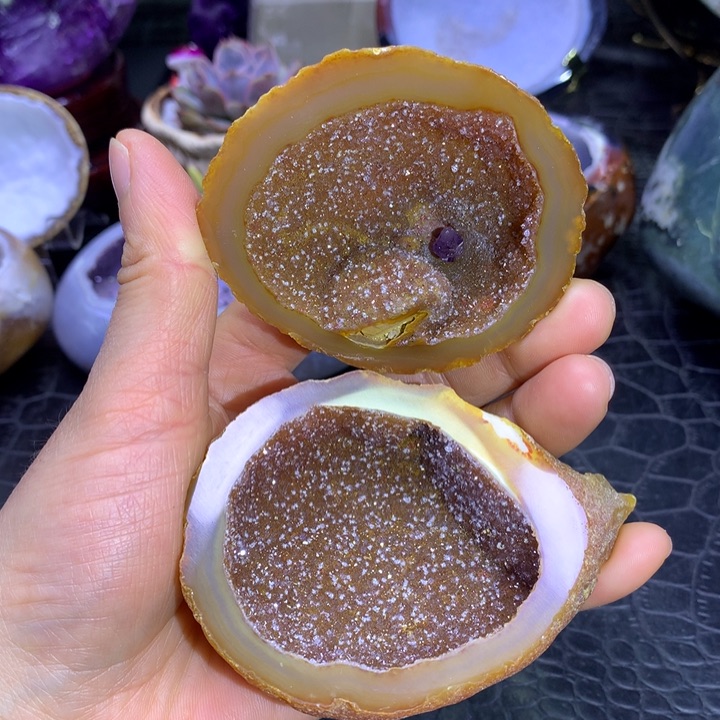 水晶福利彩晶盆未镶嵌