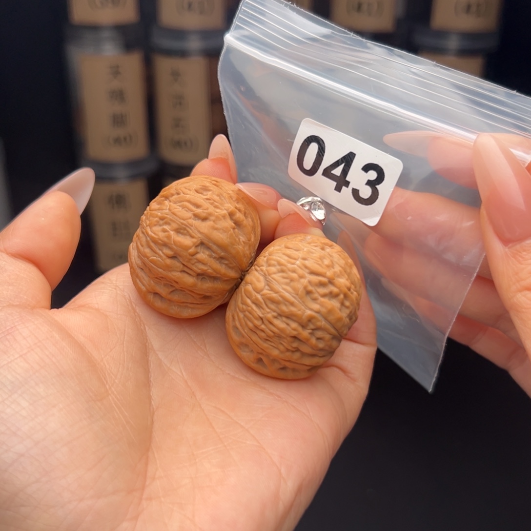 奶***子吊坠文玩核桃铁锤