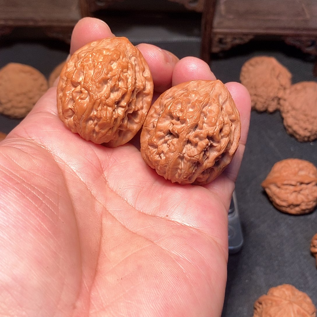 吊坠文玩核桃37尺，全品石头