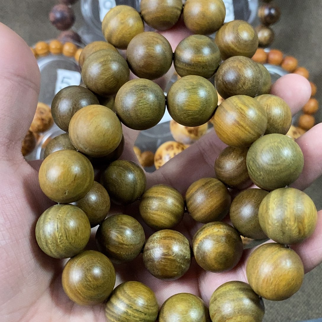 维腊木（绿檀）阿根廷绿檀1.8手串