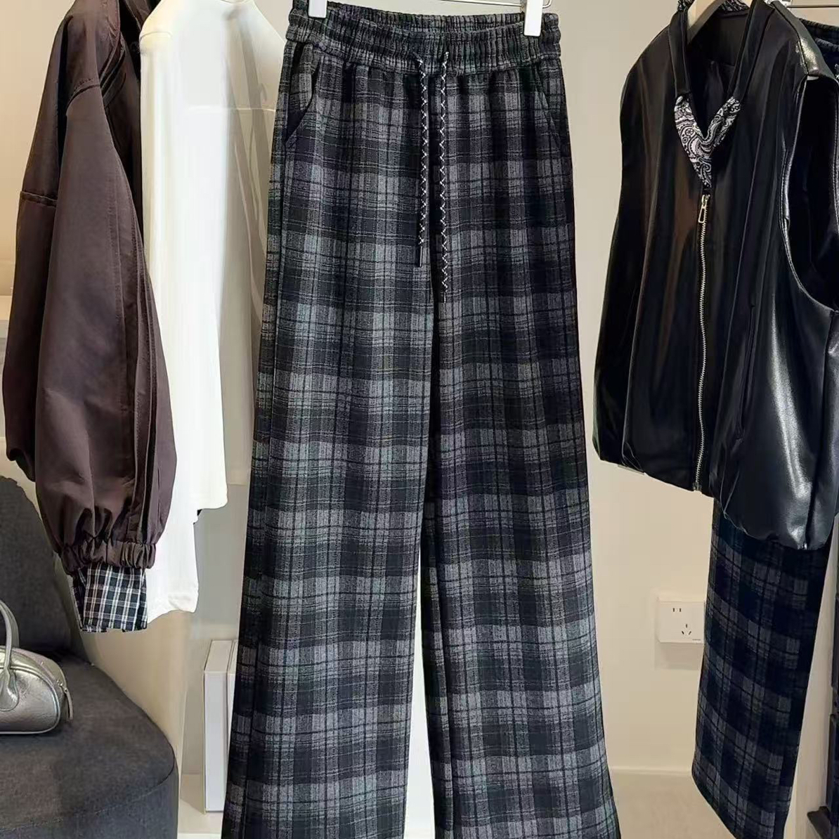 小白姐姐2203显高显瘦保暖格子直筒裤