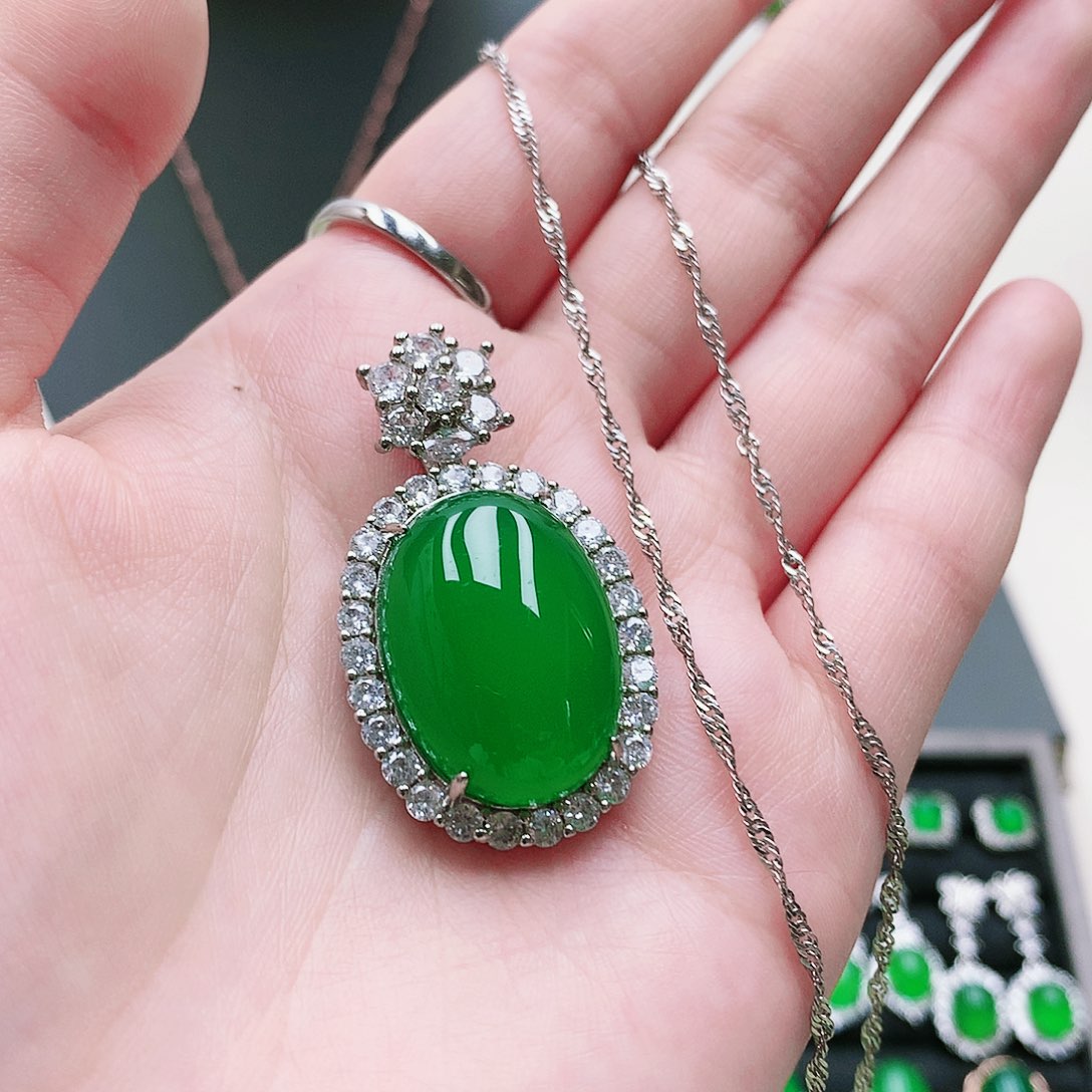 玛瑙/玉髓合金珠宝首饰