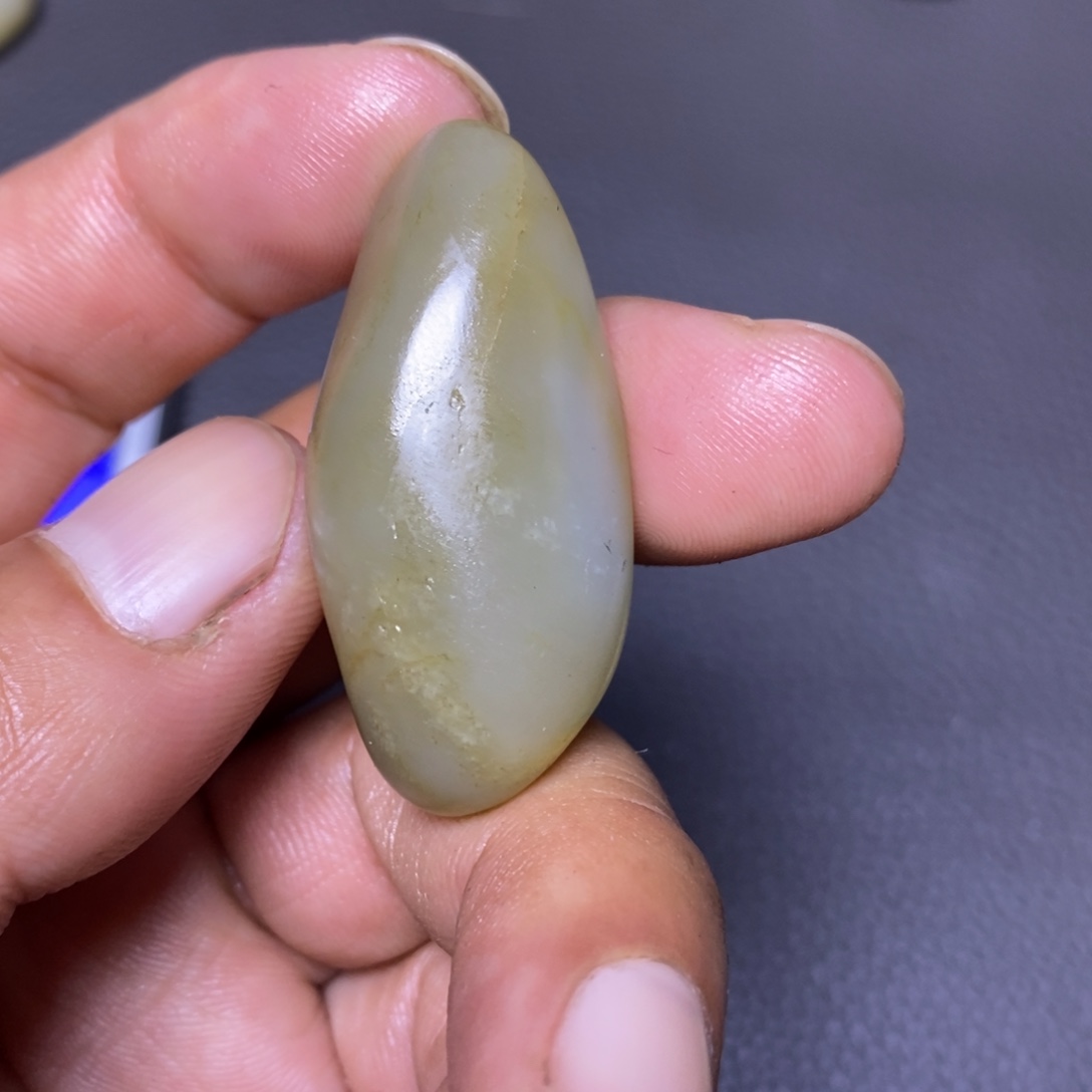 和田玉（糖玉）未镶嵌挂件