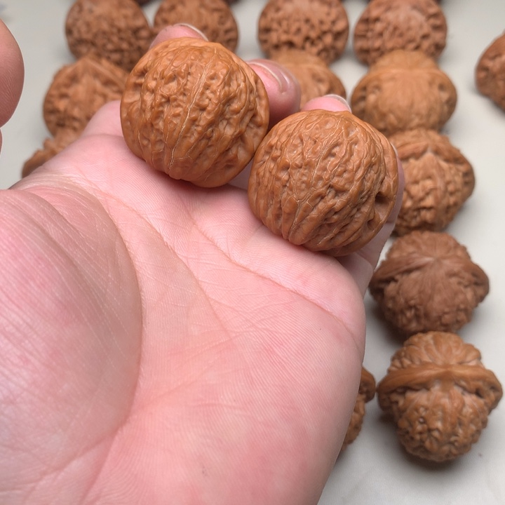 文玩核桃吊坠铁锤36